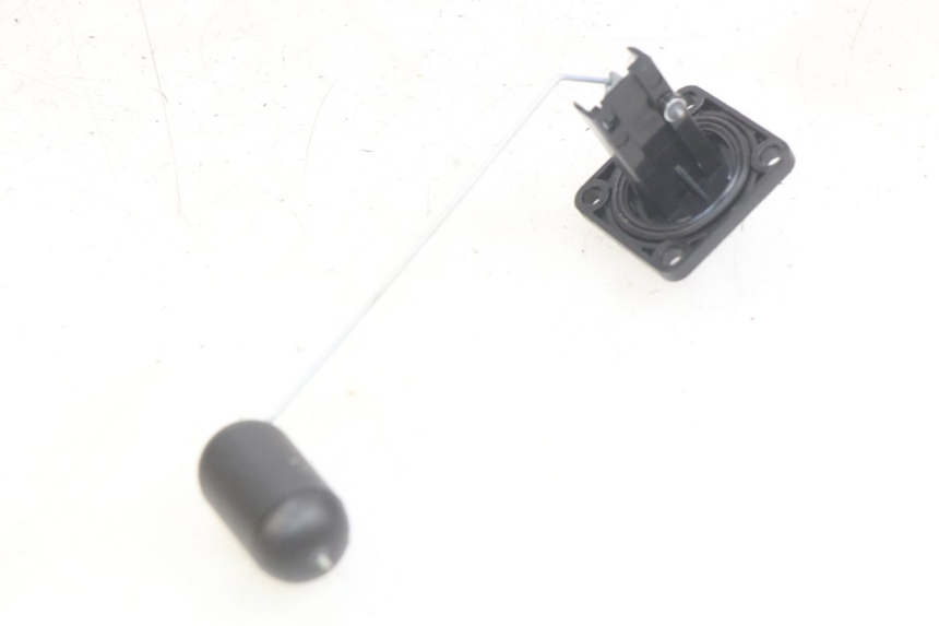 photo de JAUGE RESERVOIR ESSENCE APRILIA SCARABEO LIGHT 125 (2007 - 2011)