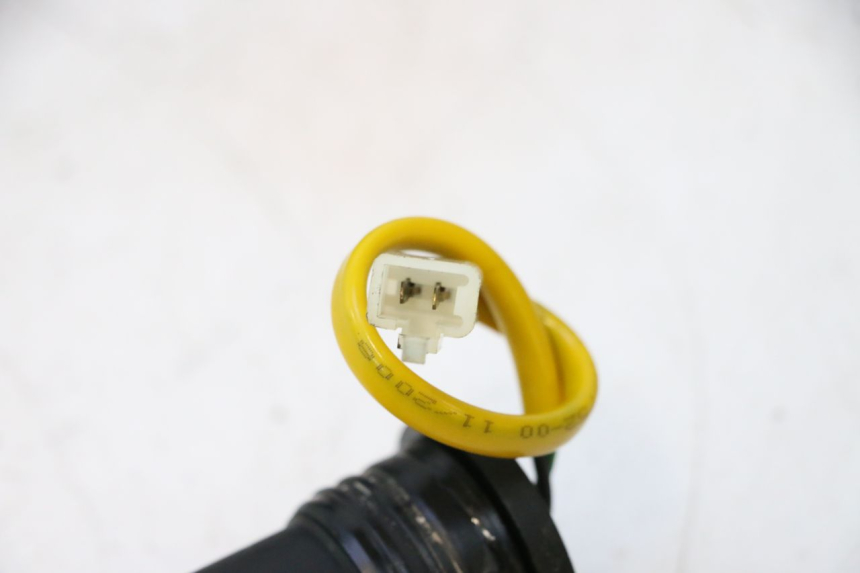 photo de JAUGE RESERVOIR ESSENCE MBK STUNT NAKED 50 (2004 - 2018) - Zoom état d’usage