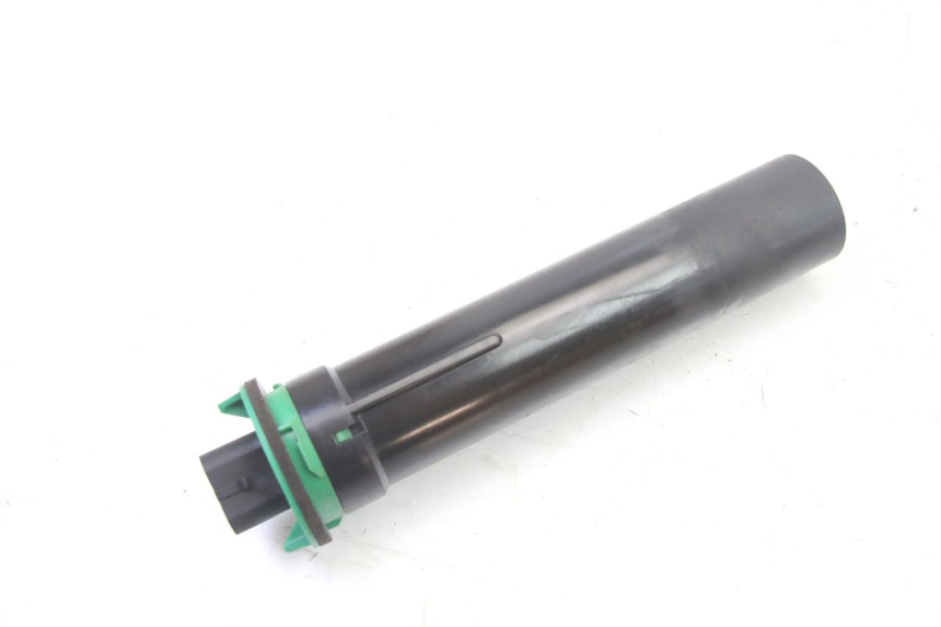 photo de JAUGE RESERVOIR ESSENCE PIAGGIO SUPER LX 125 (2000 - 2003)