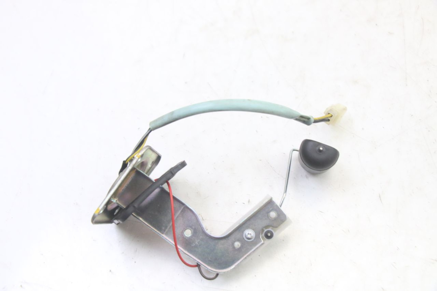 photo de JAUGE RESERVOIR ESSENCE APRILIA SXR 50 (2021 - 2023)