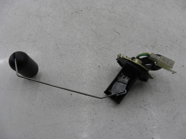 photo de JAUGE RESERVOIR ESSENCE SYM FIDDLE 50 (2008 - 2010)