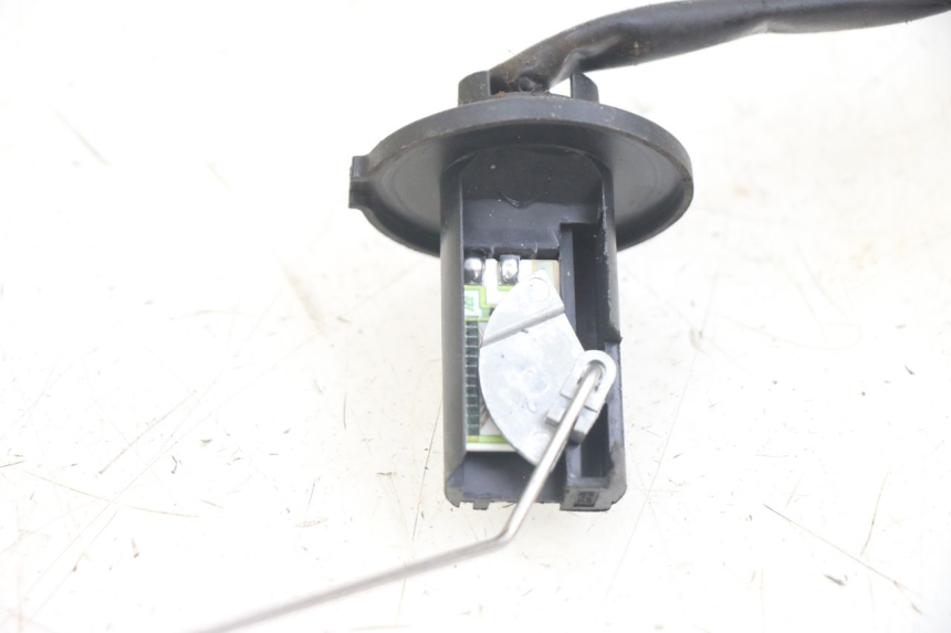 photo de JAUGE RESERVOIR ESSENCE SYM ORBIT 2 TS 2T 50 (2011 - 2016)