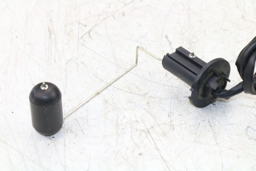 photo de JAUGE RESERVOIR ESSENCE TNT MOTOR ROMA 10' 2T 50 (2011 - 2018)