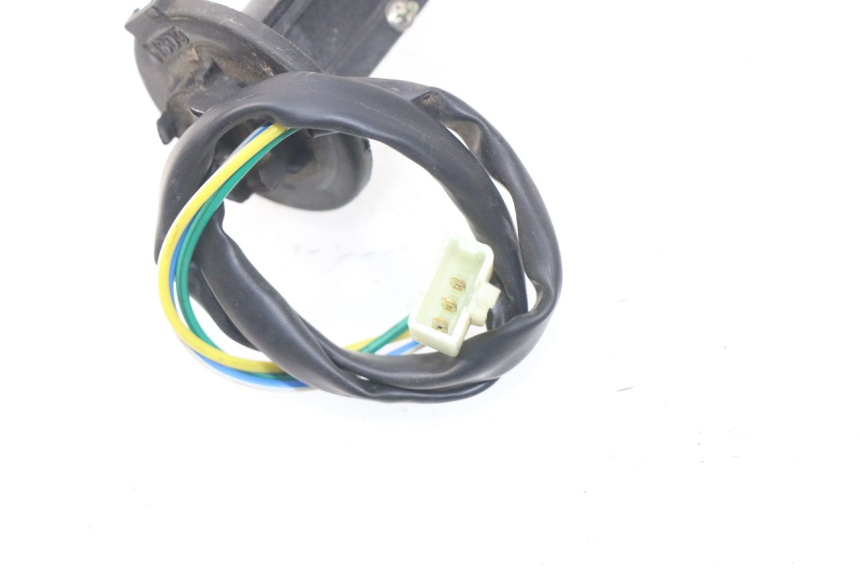 photo de JAUGE RESERVOIR ESSENCE VASTRO R-ONE 4T 50 (2014 - 2022)