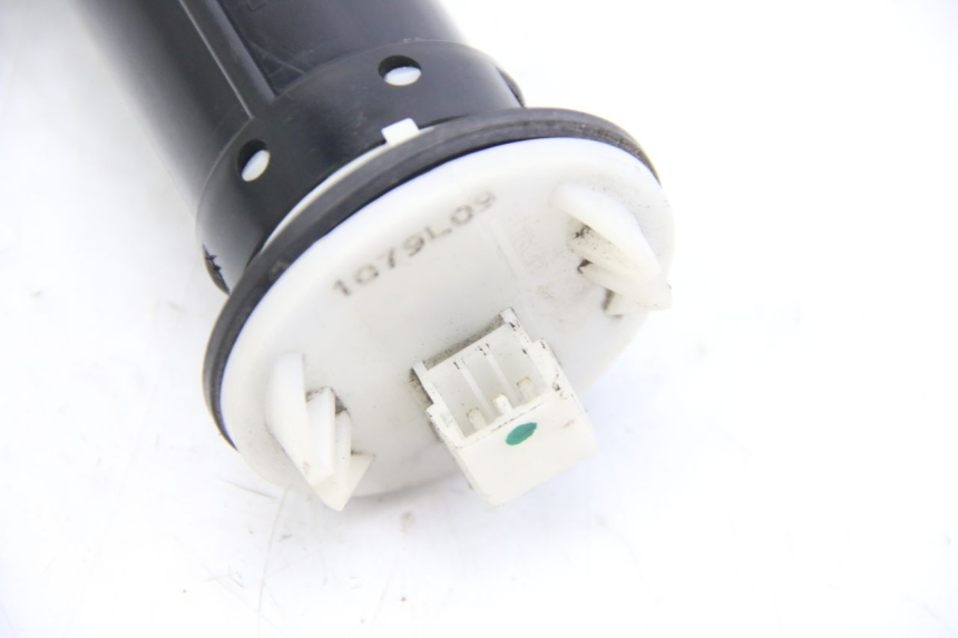 photo de JAUGE RESERVOIR ESSENCE PIAGGIO VESPA GTS SUPER IE 125 (2009 - 2016) - Détail de la pièce