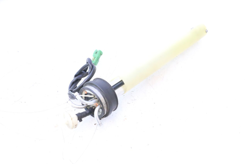 photo de JAUGE RESERVOIR ESSENCE YAMAHA WAVE RUNNER GP R 1200 (2000 - 2003) - Vue d’ensemble