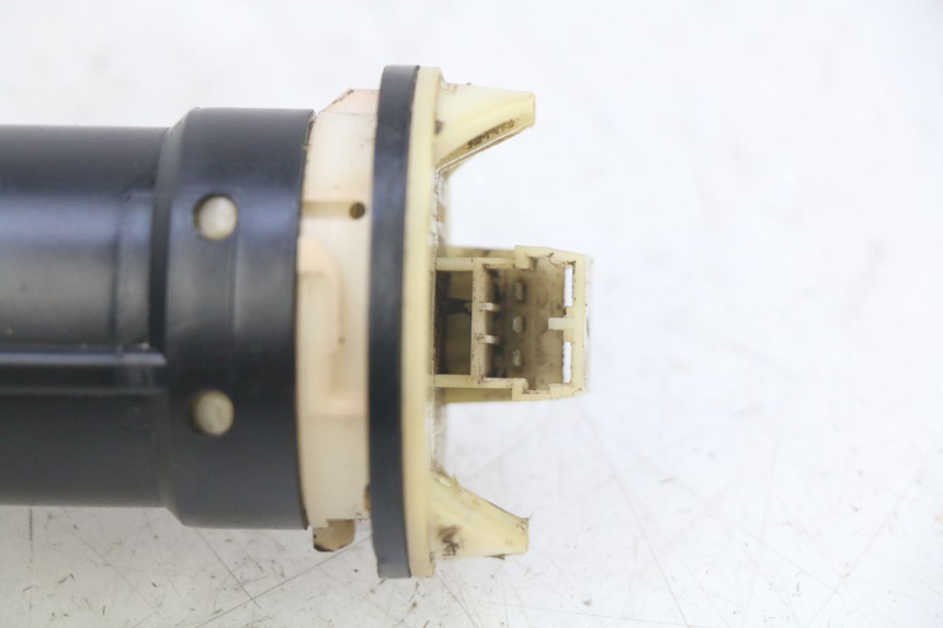 photo de JAUGE RESERVOIR ESSENCE PIAGGIO X9 EVOLUTION 125 (2003 - 2007)