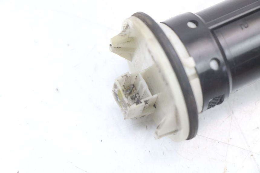 photo de JAUGE RESERVOIR ESSENCE PIAGGIO XEVO - X EVO 125 (2007 - 2016) - Détail de la pièce