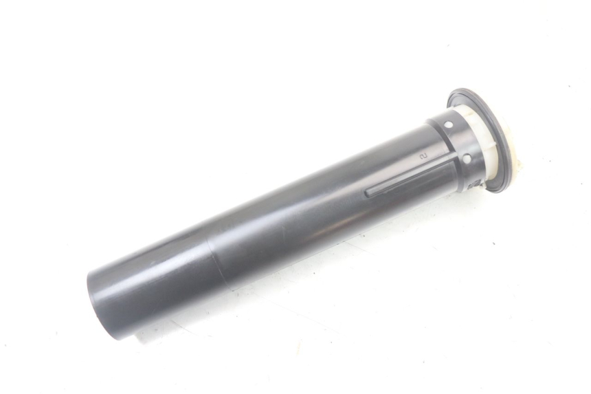 photo de JAUGE RESERVOIR ESSENCE PIAGGIO XEVO - X EVO 125 (2007 - 2016) - Autre angle de vue