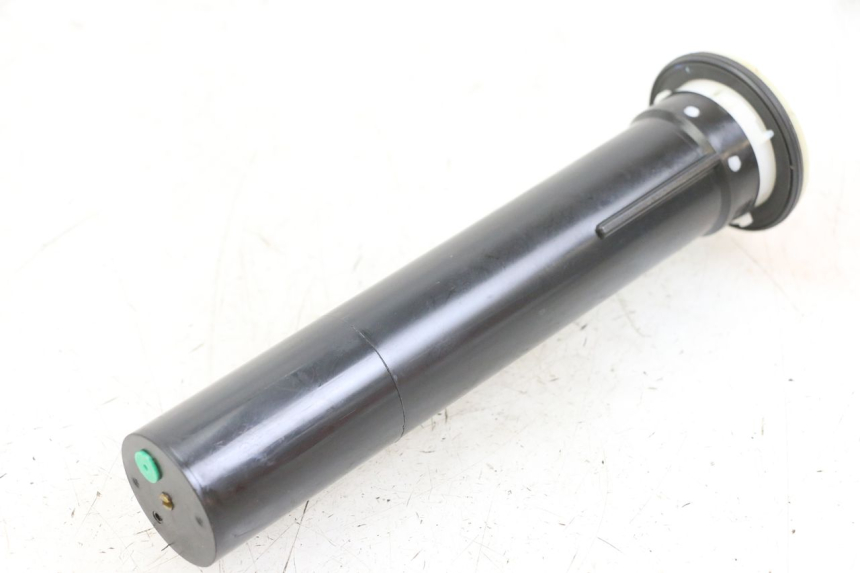 photo de JAUGE RESERVOIR ESSENCE PIAGGIO XEVO - X EVO 125 (2007 - 2016) - Vue principale