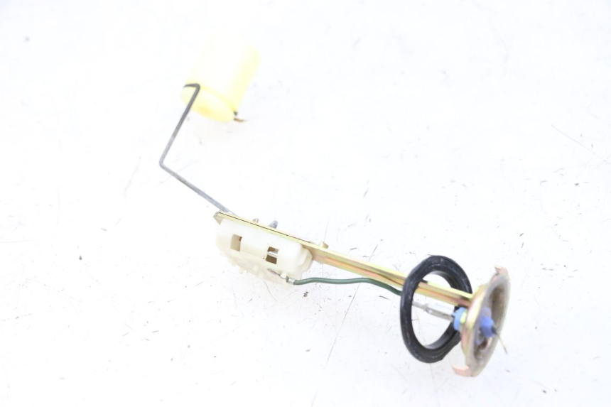 photo de JAUGE RESERVOIR ESSENCE YAMAHA YP MAJESTY 125 (2002 - 2006)