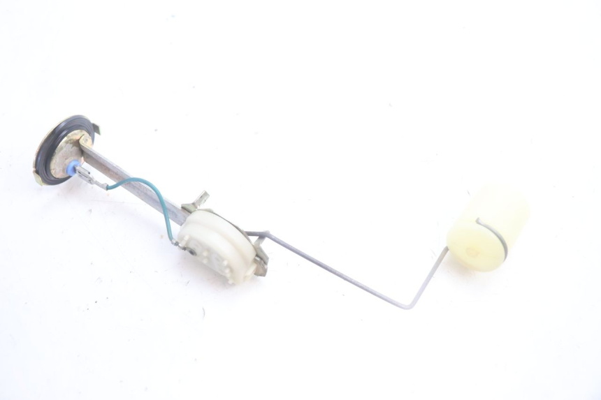 photo de JAUGE RESERVOIR ESSENCE YAMAHA YP MAJESTY 125 (2002 - 2006) - Autre angle de vue