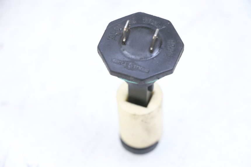 photo de JAUGE RESERVOIR ESSENCE PIAGGIO ZIP 4T 50 (2018 - 2020) - Détail de la pièce