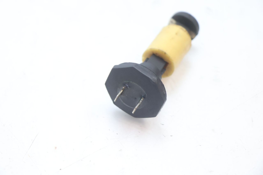 photo de JAUGE RESERVOIR ESSENCE PIAGGIO ZIP 4T 50 (2006 - 2017) - Zoom état d’usage