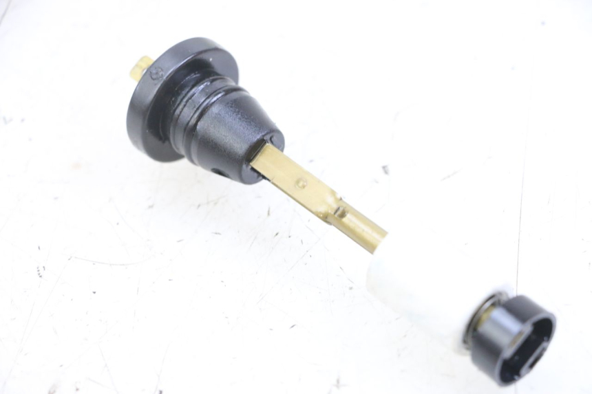 photo de JAUGE RESERVOIR HUILE YAMAHA NEO'S NEOS 2T EASY 50 (2013 - 2016) - Détail de la pièce