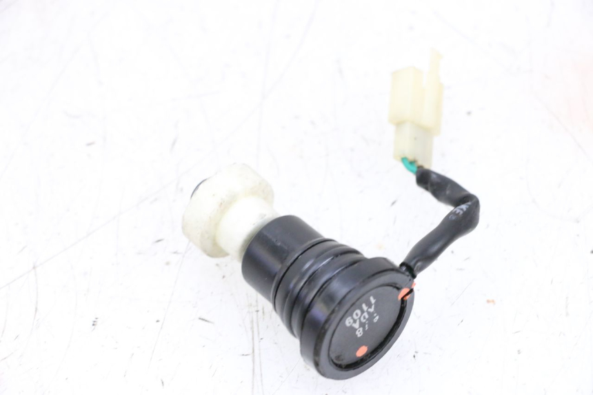 photo de JAUGE RESERVOIR HUILE SYM ORBIT 2 50 (2008 - 2014) - Vue principale