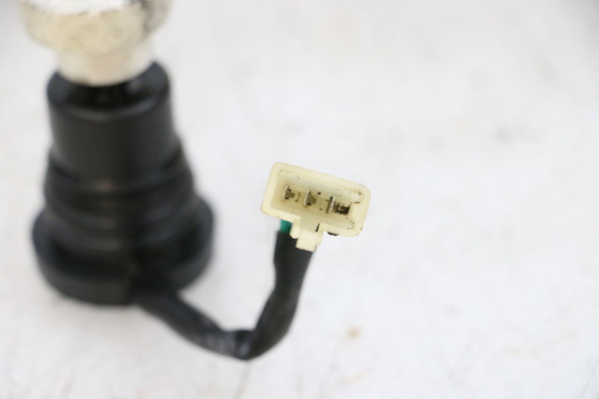 photo de JAUGE RESERVOIR HUILE SYM ORBIT 2 50 (2008 - 2014) - Autre angle de vue