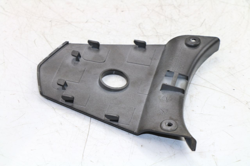 photo de JONCTION CARENAGE ARRIERE KYMCO AGILITY CITY 2T 50 (2008 - 2016)