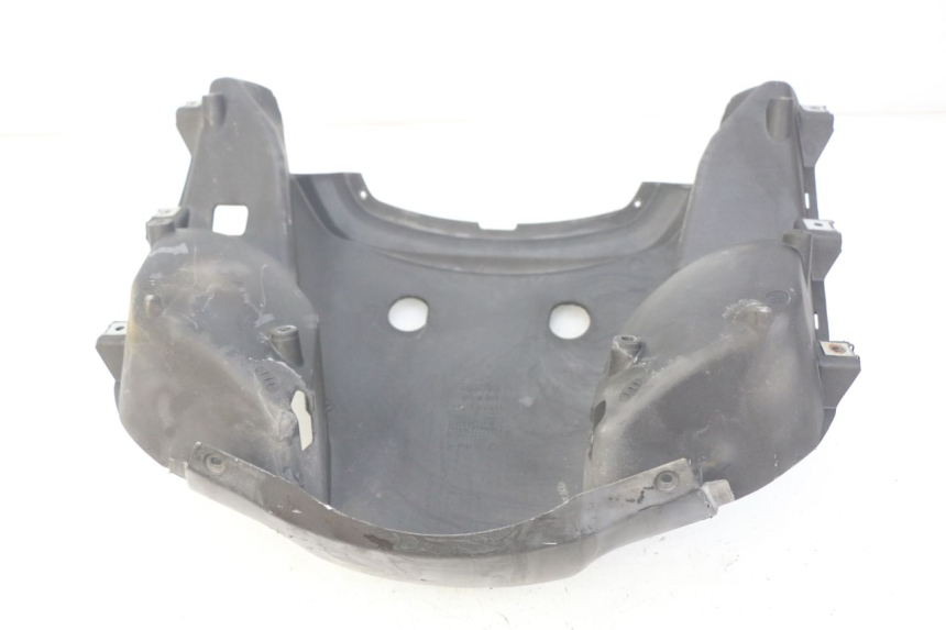 photo de JONCTION CARENAGE ARRIERE APRILIA ATLANTIC 500 (2002 - 2003)
