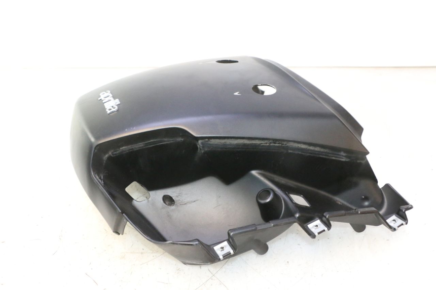 photo de JONCTION CARENAGE ARRIERE APRILIA ATLANTIC S 125 (2010 - 2013) - Gros plan technique