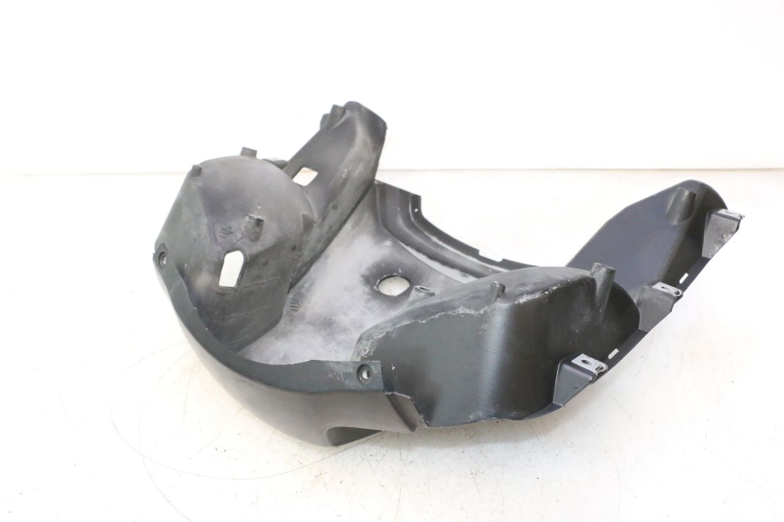 photo de JONCTION CARENAGE ARRIERE APRILIA ATLANTIC S 125 (2010 - 2013) - Pièce contrôlée