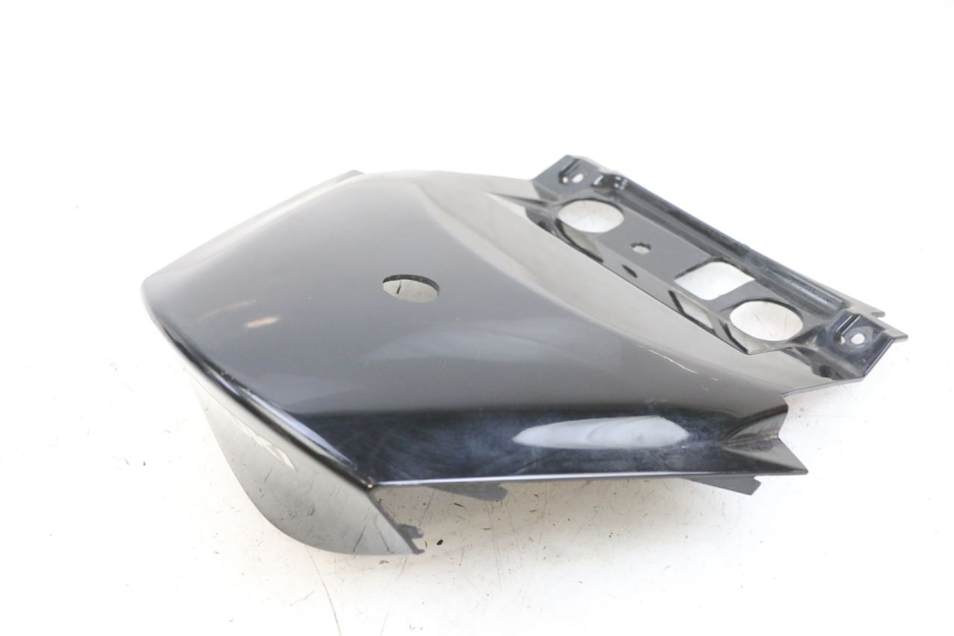 photo de JONCTION CARENAGE ARRIERE SUZUKI BURGMAN 125 (2007 - 2014) - Détail de la pièce