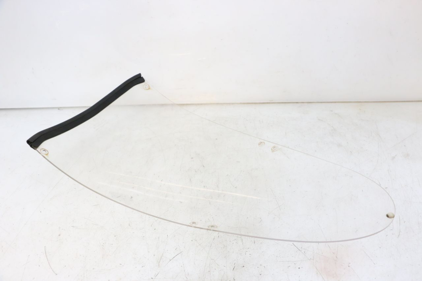 photo de JONCTION CARENAGE ARRIERE BMW C1 125 (2000 - 2003)