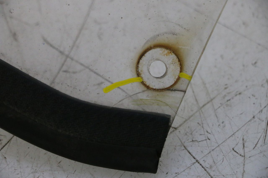 photo de JONCTION CARENAGE ARRIERE BMW C1 125 (2000 - 2003) - Zoom composants