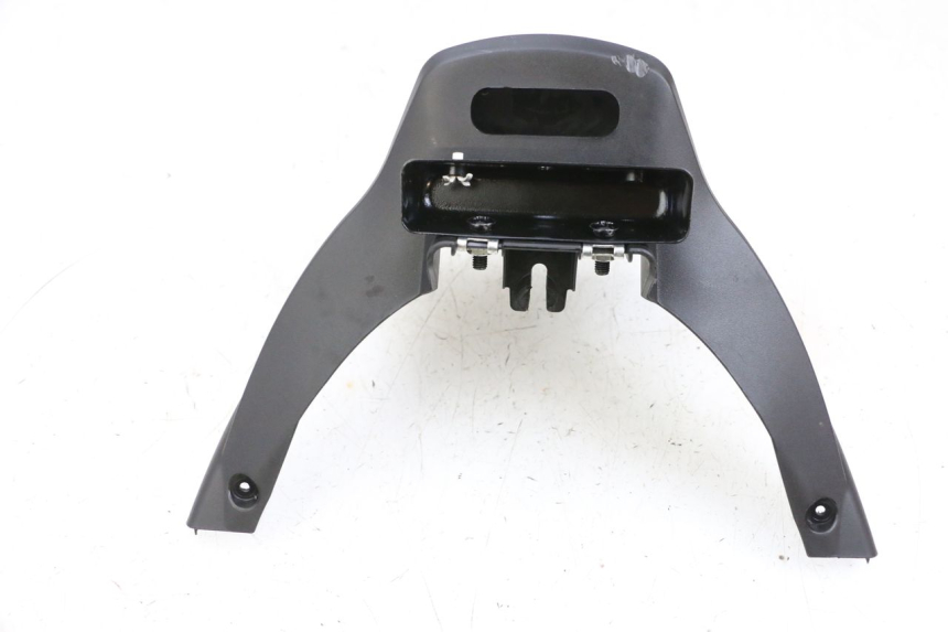 photo de JONCTION CARENAGE ARRIERE SEGWAY NINEBOT E125S 1 (2022 - 2026) - Zoom état d’usage