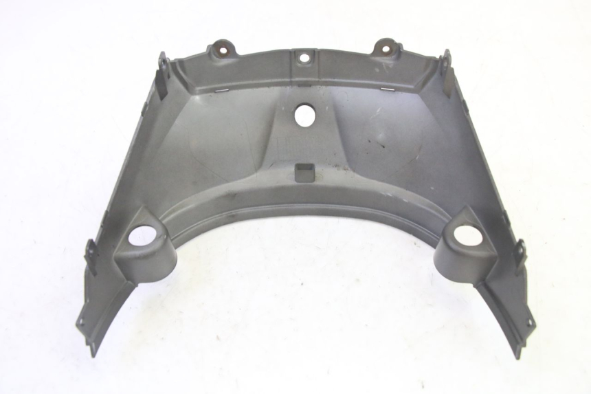 photo de JONCTION CARENAGE ARRIERE SYM FIDDLE 3 III 125 (2014 - 2020) - Gros plan technique