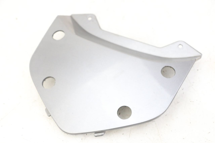 photo de JONCTION CARENAGE ARRIERE HONDA FORZA ABS 300 (2013 - 2019)