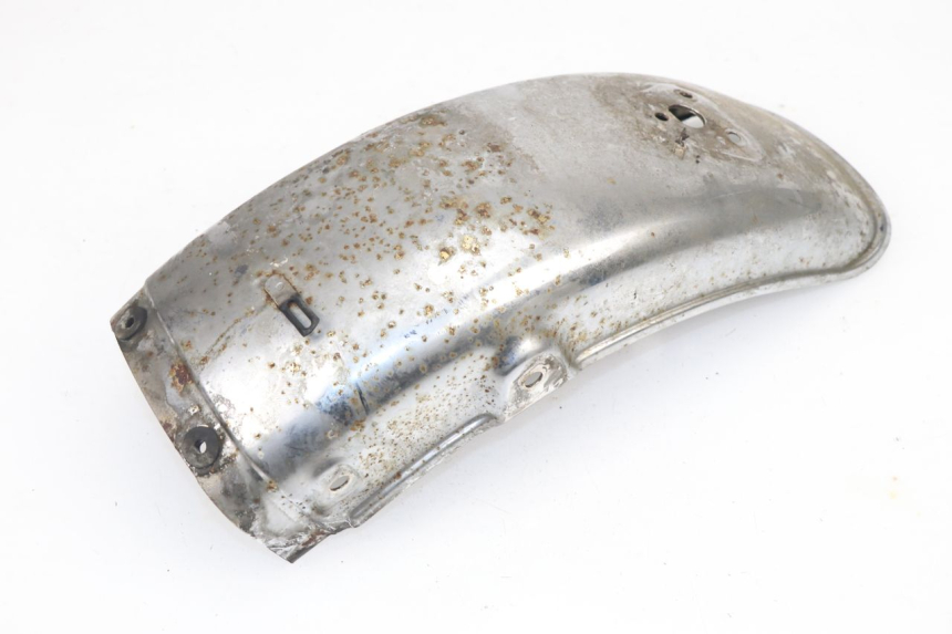 photo de JONCTION CARENAGE ARRIERE SUZUKI GN 125 (1997 - 2000)