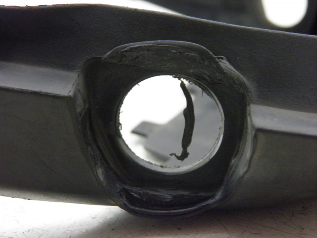 photo de JONCTION CARENAGE ARRIERE HONDA CB F HORNET 600 (2007 - 2009)
