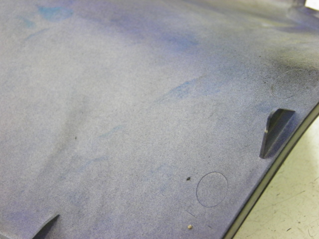 photo de JONCTION CARENAGE ARRIERE HONDA FES FORESIGHT 250 (1997 - 2002) - Gros plan technique