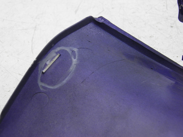 photo de JONCTION CARENAGE ARRIERE HONDA FES FORESIGHT 250 (1997 - 2002) - Points de fixation