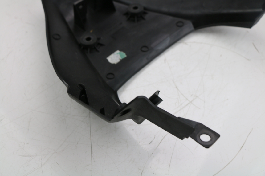 photo de JONCTION CARENAGE ARRIERE HONDA XLV VARADERO 125 (2000 - 2006)
