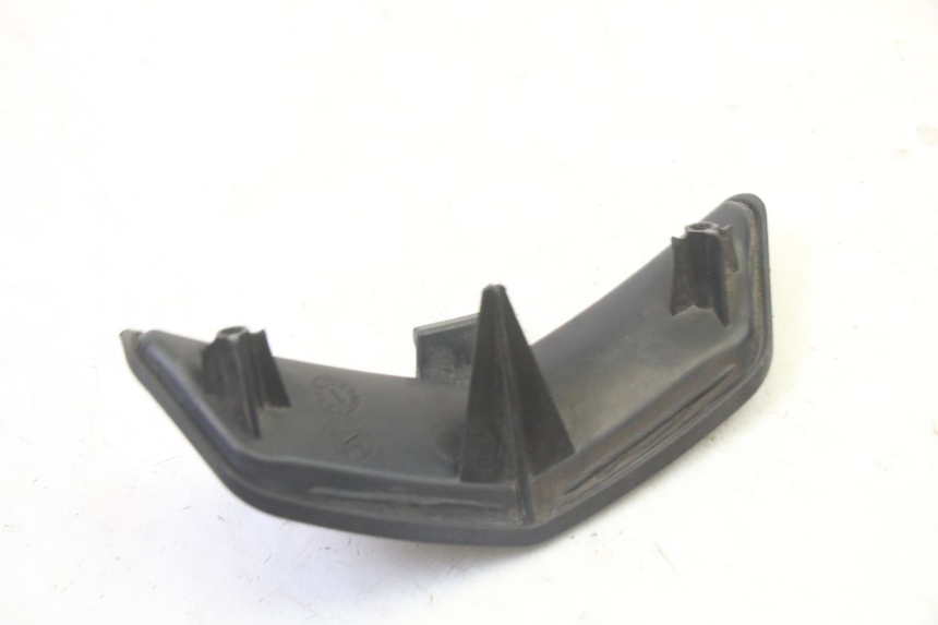 photo de JONCTION CARENAGE ARRIERE INFERIEURE QUADRO 4 4D 350 (2015 - 2018)