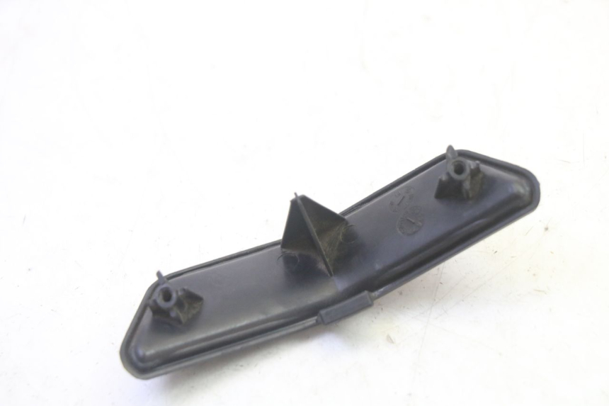 photo de JONCTION CARENAGE ARRIERE INFERIEURE QUADRO 4 4D 350 (2015 - 2018)