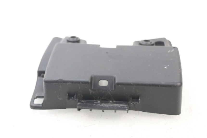 photo de JONCTION CARENAGE ARRIERE INFERIEURE DUCATI M796 MONSTER 796 (2010 - 2014)