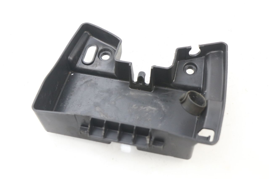 photo de JONCTION CARENAGE ARRIERE INFERIEURE DUCATI M796 MONSTER 796 (2010 - 2014)