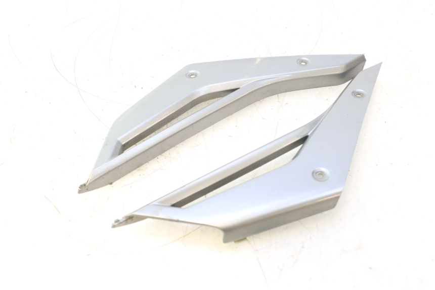photo de JONCTION CARENAGE ARRIERE INFERIEURE GILERA GP 800 (2007 - 2013) - Vue principale