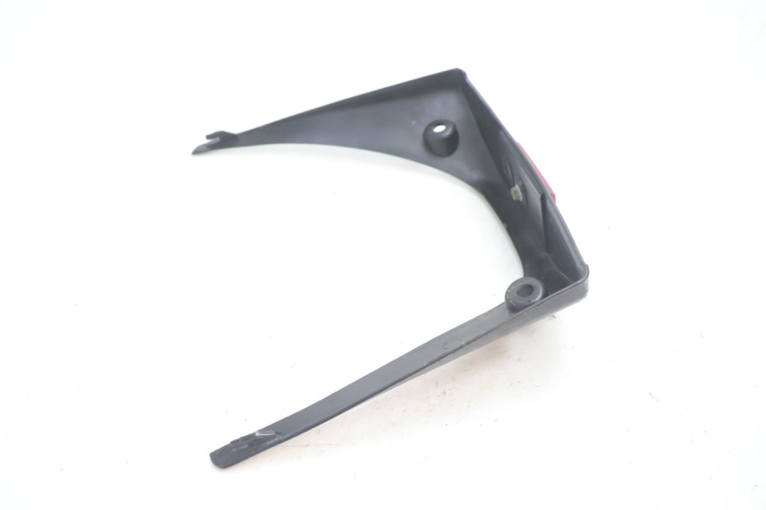 photo de JONCTION CARENAGE ARRIERE INFERIEURE SUZUKI GSX F GSXF 750 (1988 - 1998) - Autre angle de vue