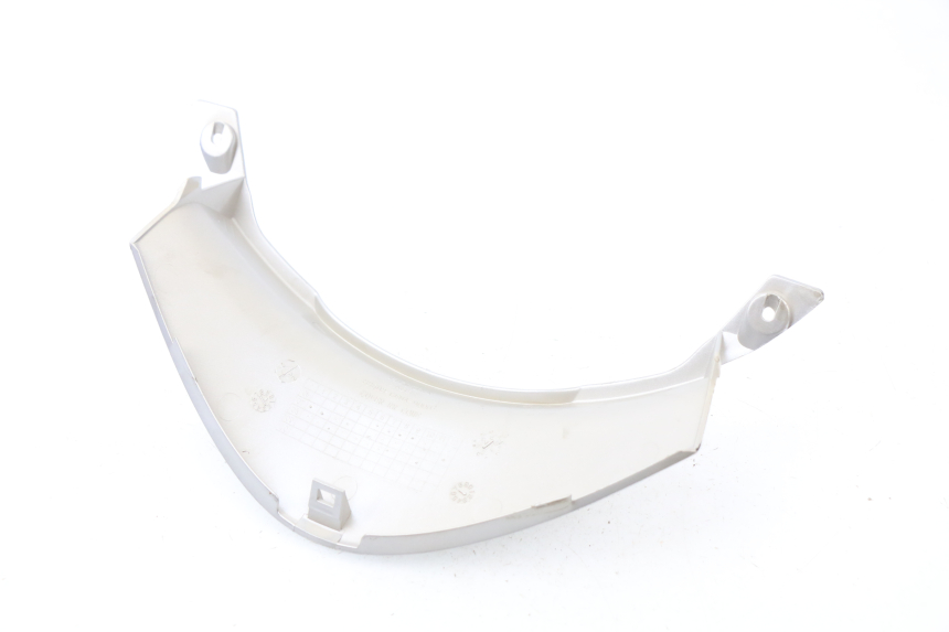 photo de JONCTION CARENAGE ARRIERE INFERIEURE HONDA NHX LEAD 110 (2008 - 2010)