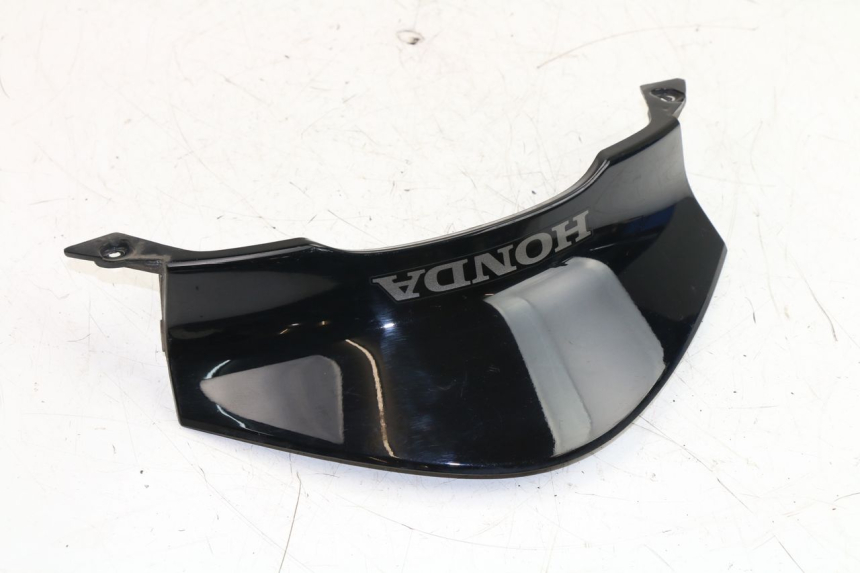 photo de JONCTION CARENAGE ARRIERE INFERIEURE HONDA NHX LEAD 110 (2008 - 2010)