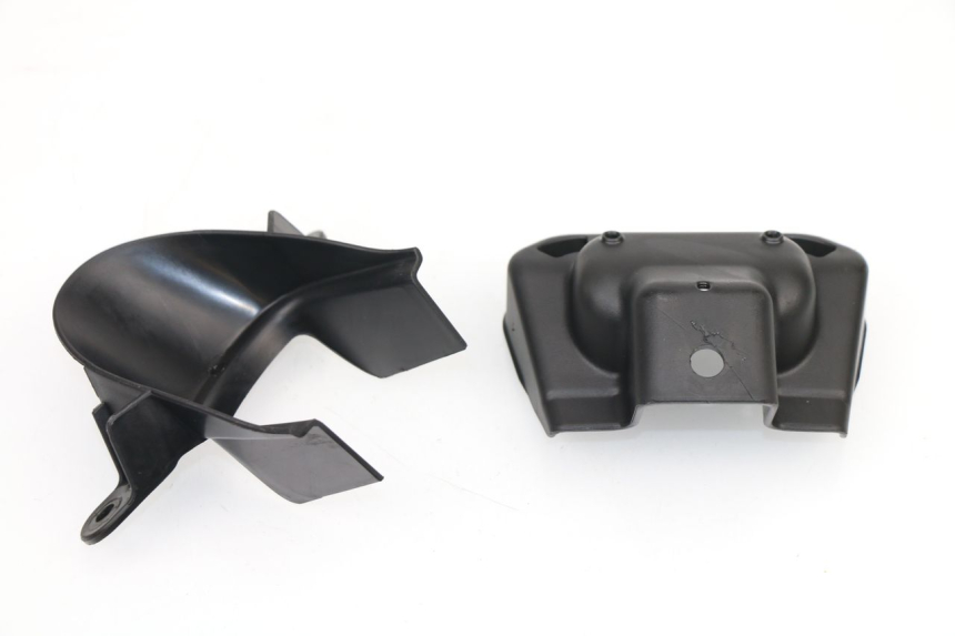 photo de JONCTION CARENAGE ARRIERE INFERIEURE KYMCO K-PW K-PIPE 50 (2012 - 2017)