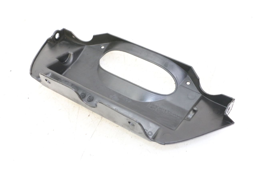 photo de JONCTION CARENAGE ARRIERE INFERIEURE KYMCO XCITING 500 (2007 - 2010)
