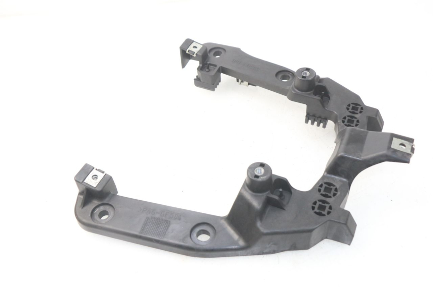 photo de JONCTION CARENAGE ARRIERE INFERIEURE MBK NITRO 2T 50 (2013 - 2017)