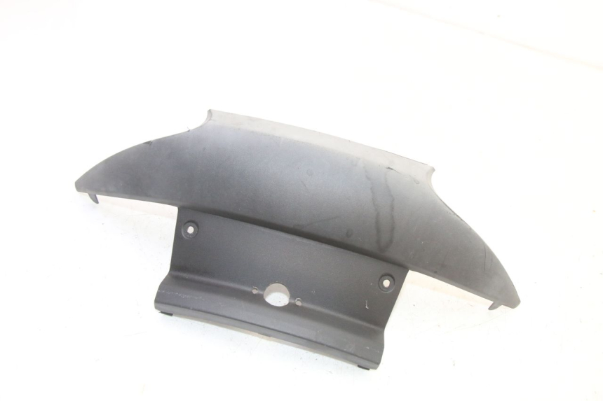 photo de JONCTION CARENAGE ARRIERE INFERIEURE PIAGGIO MP3 RL 250 (2007 - 2010)