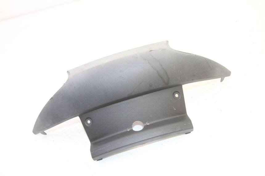 photo de JONCTION CARENAGE ARRIERE INFERIEURE PIAGGIO MP3 RL 250 (2007 - 2010)