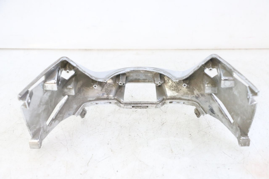 photo de JONCTION CARENAGE ARRIERE INFERIEURE KYMCO LIKE 4T 50 (2019 - 2025) - Vue d’ensemble